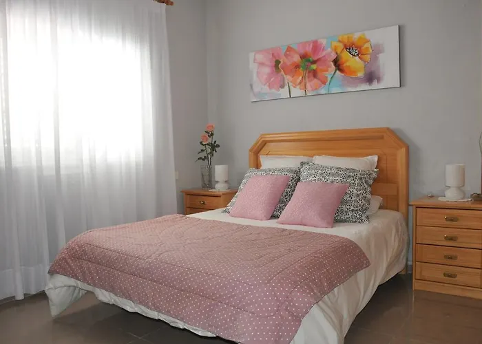 Paseo Mirabal Икод-де-лос-Винос