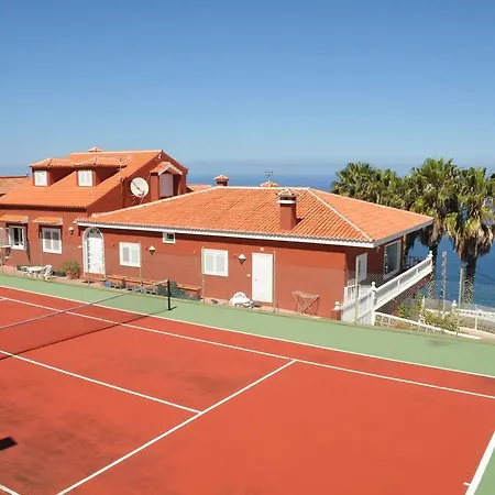 Paseo Mirabal Icod De Los Vinos