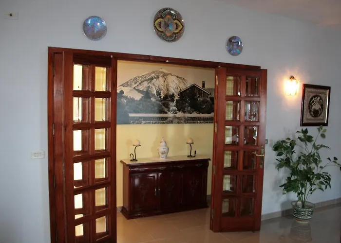 Paseo Mirabal Icod De Los Vinos