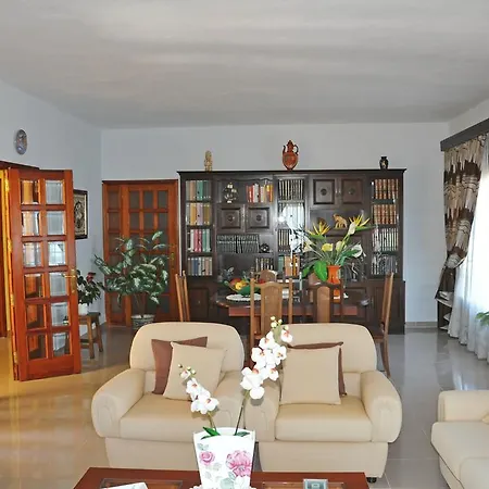 Paseo Mirabal Vakantiehuis *