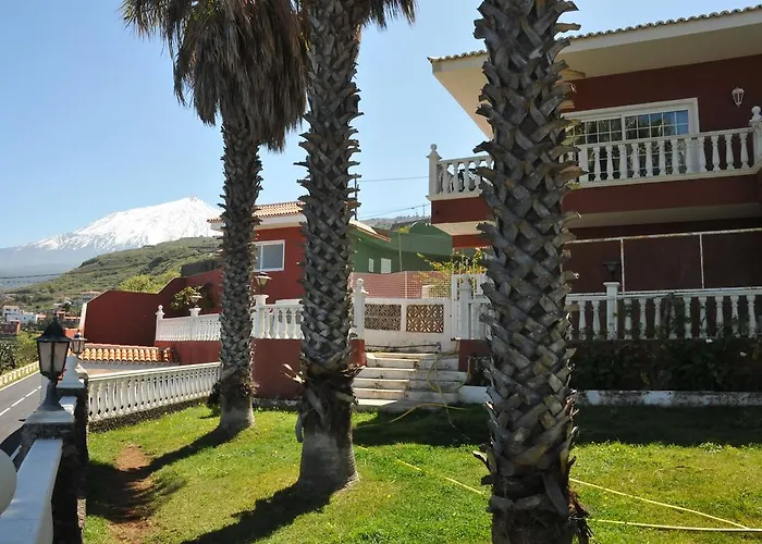 Paseo Mirabal Icod De Los Vinos