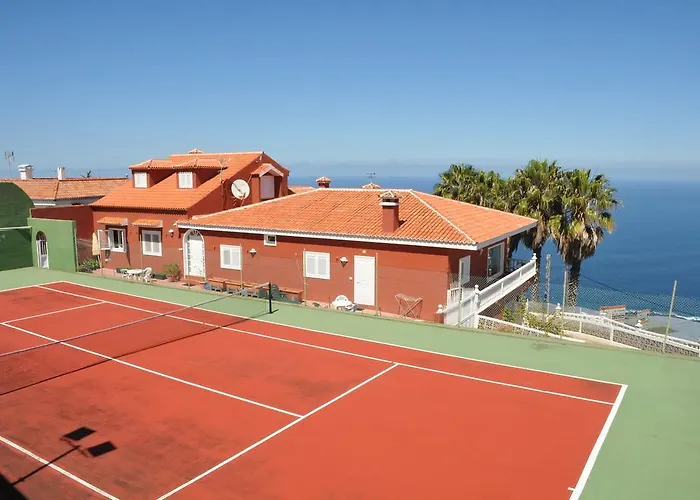 Paseo Mirabal Icod De Los Vinos